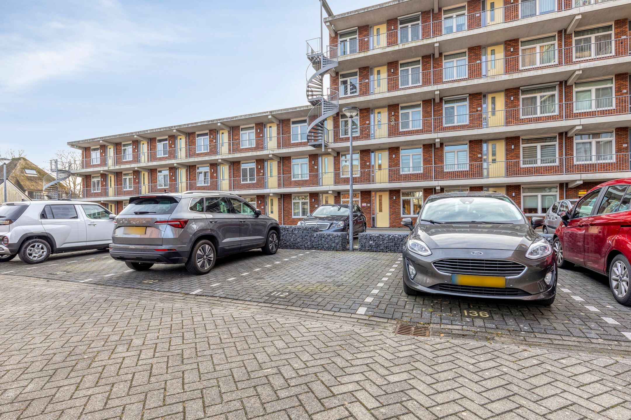 Foto 27 van van Eedenplein 112