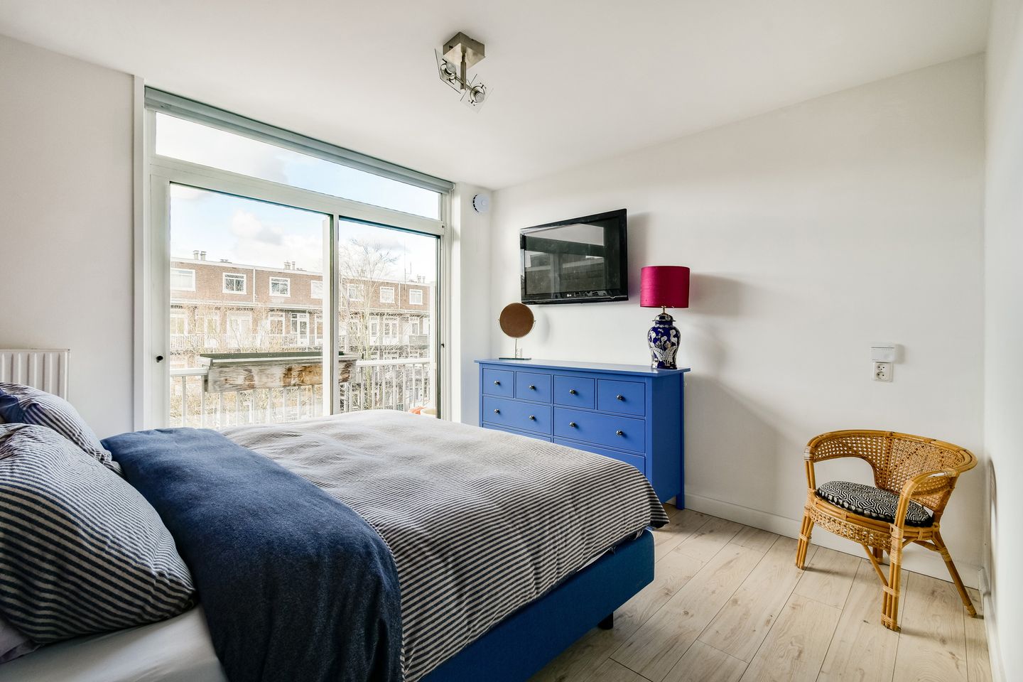 Photo 14 of Hoofdweg 97-C