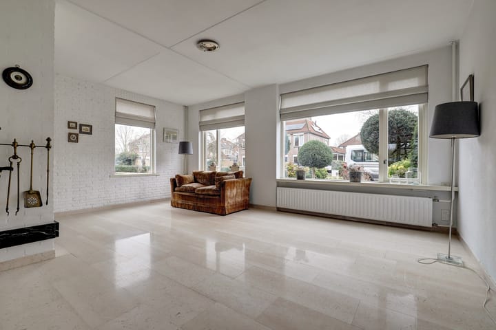 Foto 4 van Heilige Stoel 6544