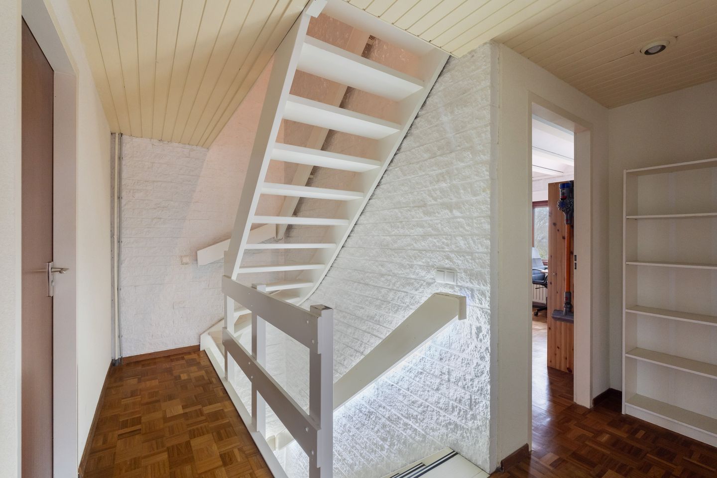 Foto 44 van Paddestoelweg 154