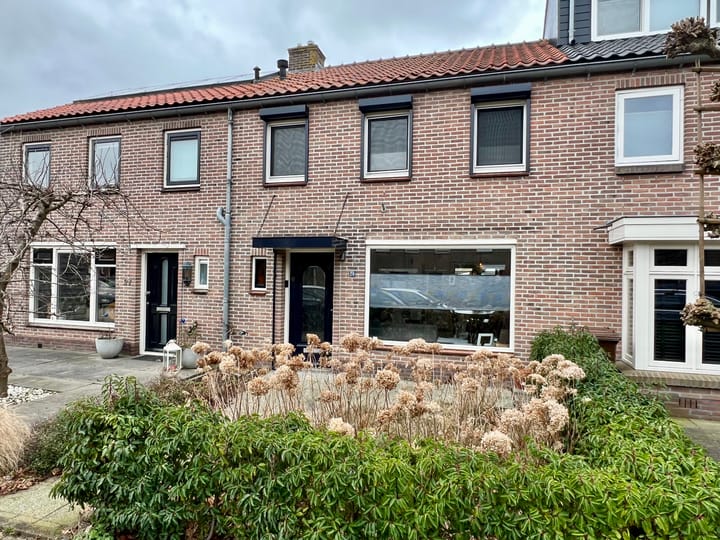 Photo 2 of Wilhelminastraat 29