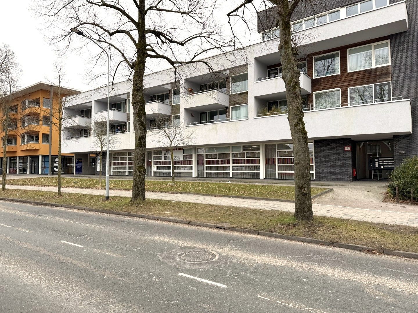 Bekijk foto 2 van Weerdingerstraat 237