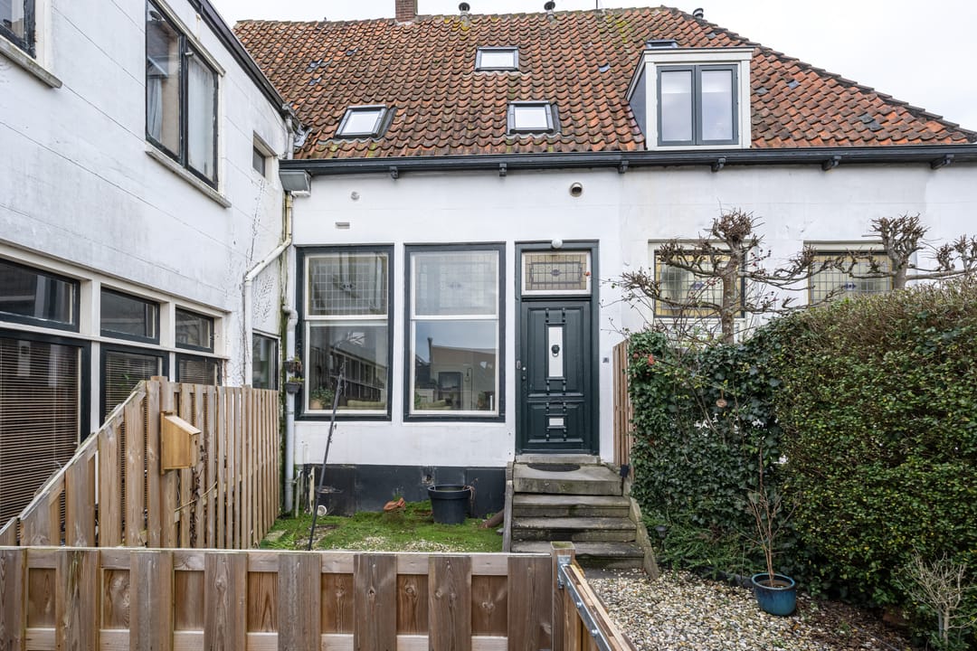 Photo 2 of Winterstraat 8