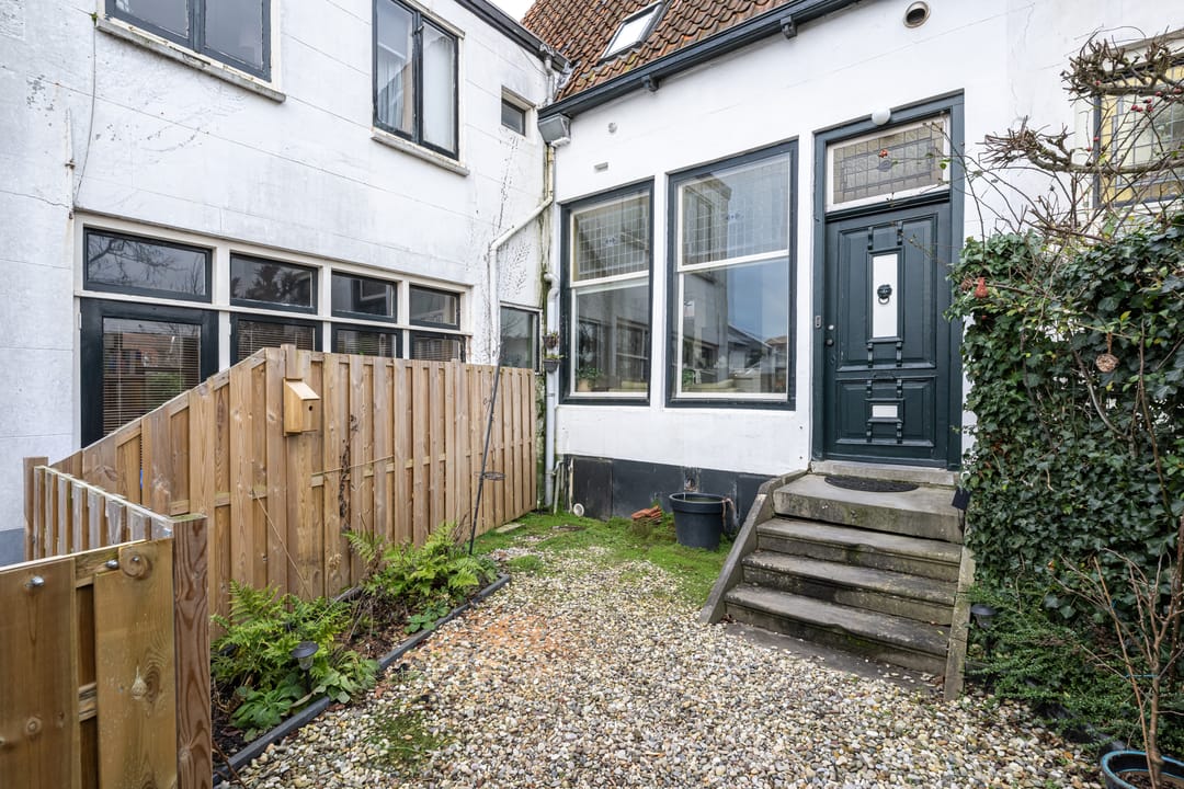 Photo 1 of Winterstraat 8