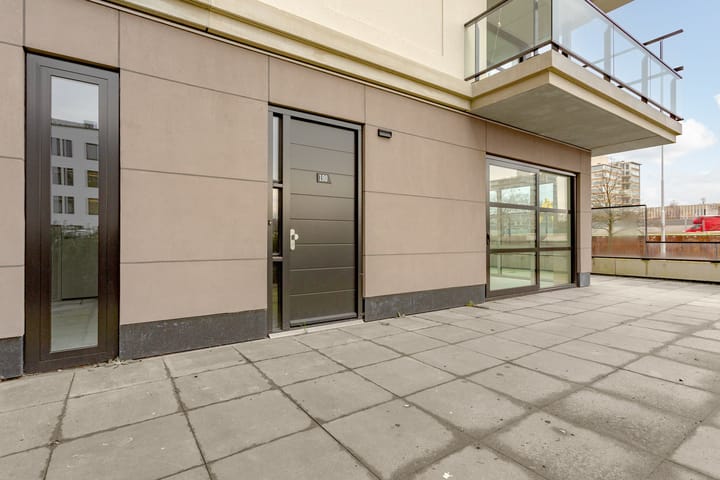 Photo 2 of Burgemeester Rijnderslaan 210