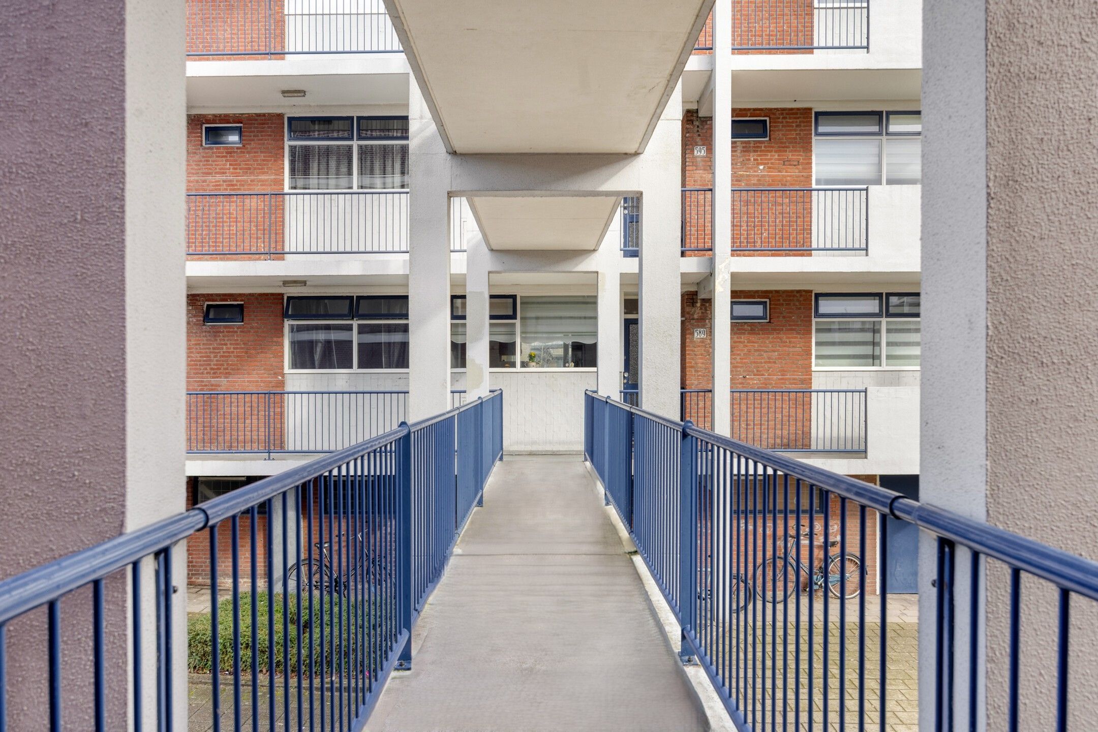 Foto 3 van Hengelolaan 589