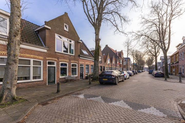 Photo 2 of Lindenlaan 76