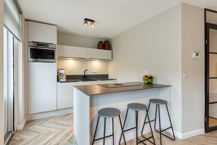 Foto 13 van Johanna Naberstraat 4