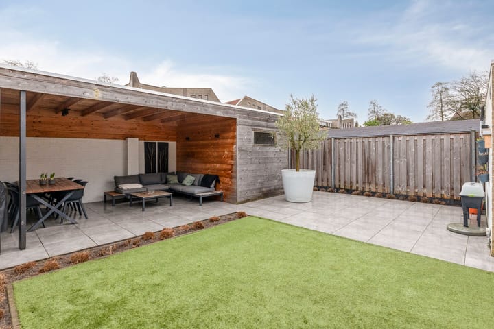 Foto 39 van Johanna Naberstraat 4