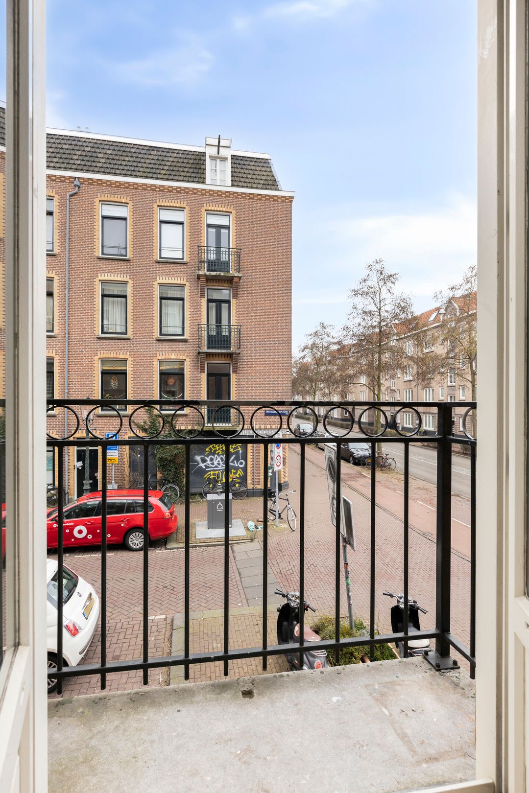 Photo 16 of Van Hogendorpstraat 168-1