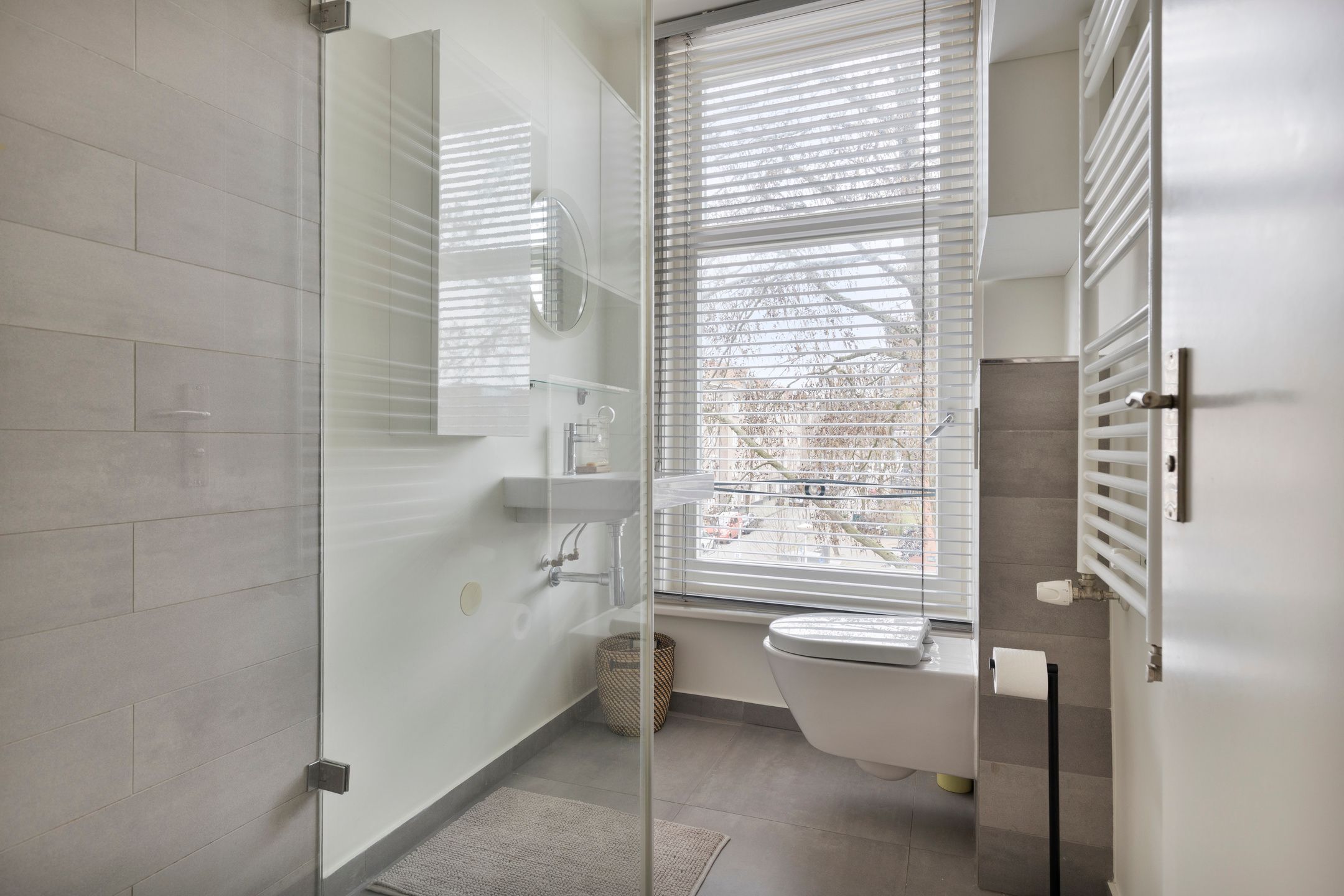 Photo 27 of Van Hogendorpstraat 168-1