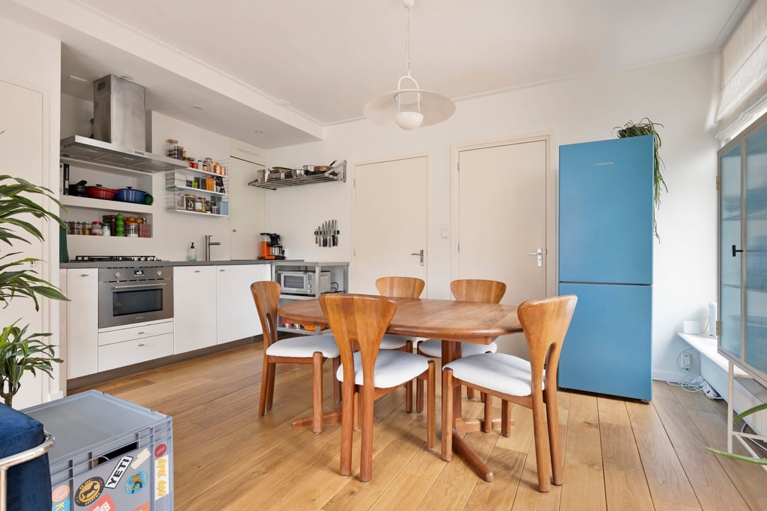 Photo 11 of Van Hogendorpstraat 168-1