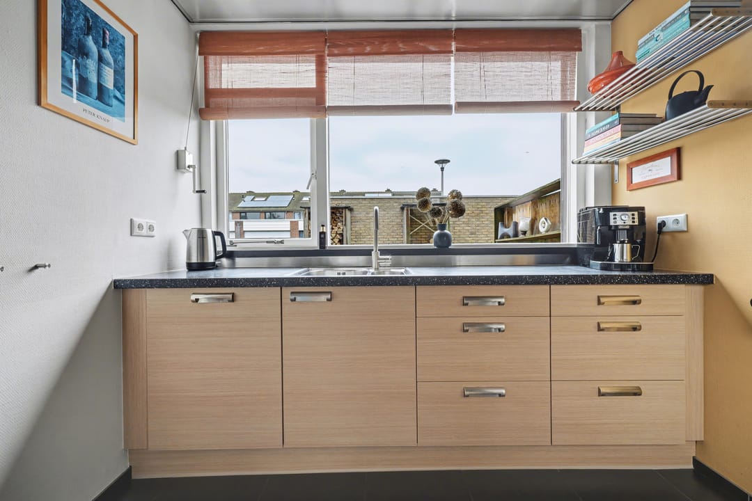 Photo 13 of Roerdompstraat 16