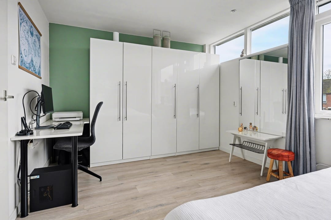 Photo 17 of Roerdompstraat 16