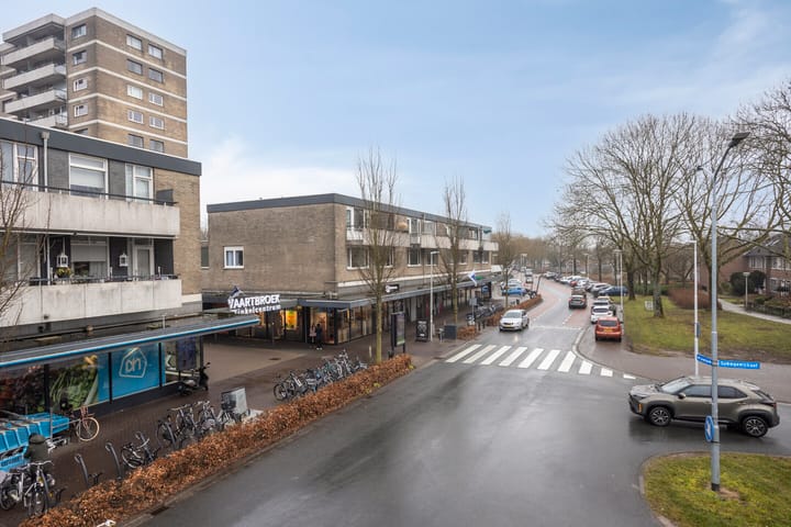 Photo 9 of Wijngaardplein 34