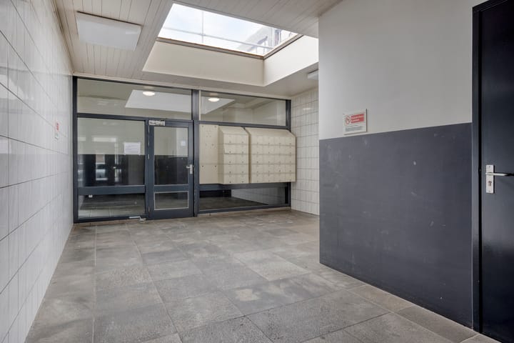 Photo 11 of Wijngaardplein 34