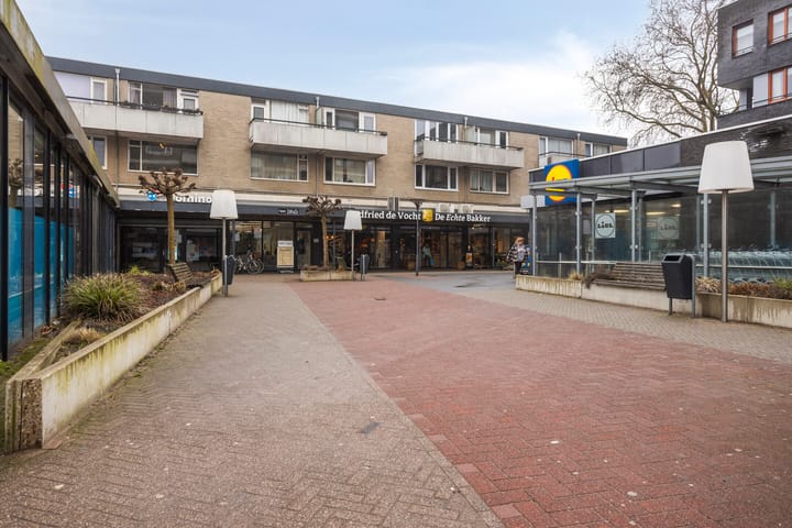 Photo 31 of Wijngaardplein 34