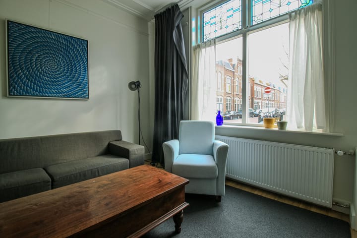 Photo 4 of Willemstraat 9