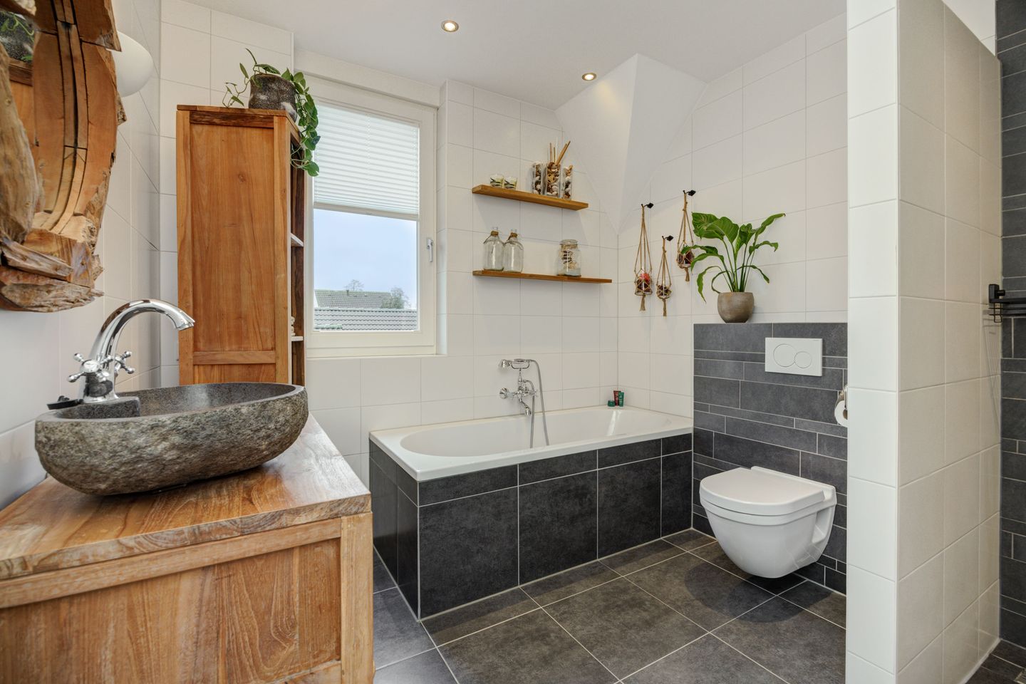 Photo 25 of Peelrand 23