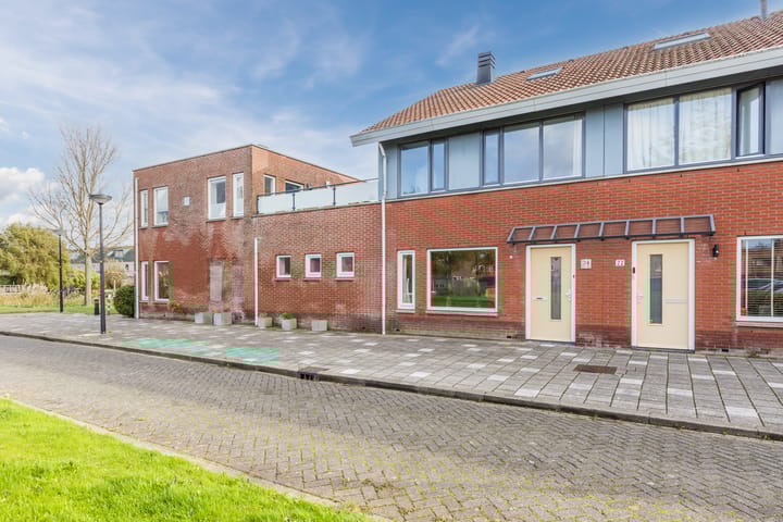 Annie van Hattemtuin 24