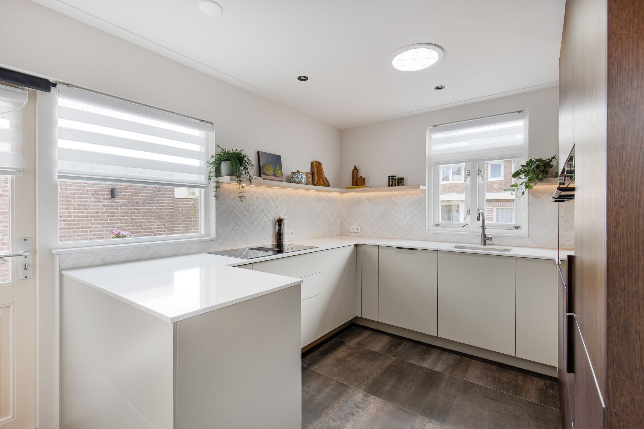 Photo 12 of Cornelis Matersweg 31