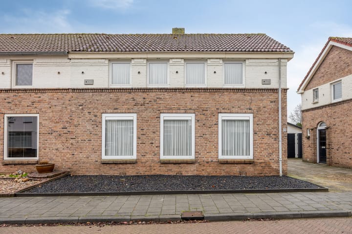 Foto 1 van Dorpsstraat 42