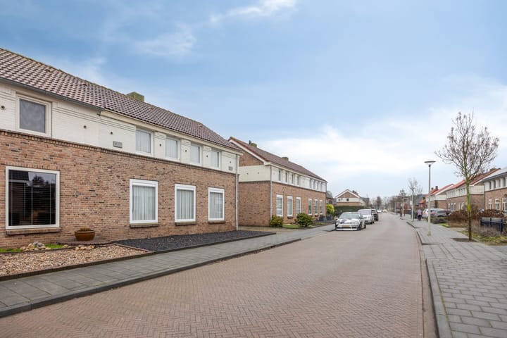 Foto 4 van Dorpsstraat 42