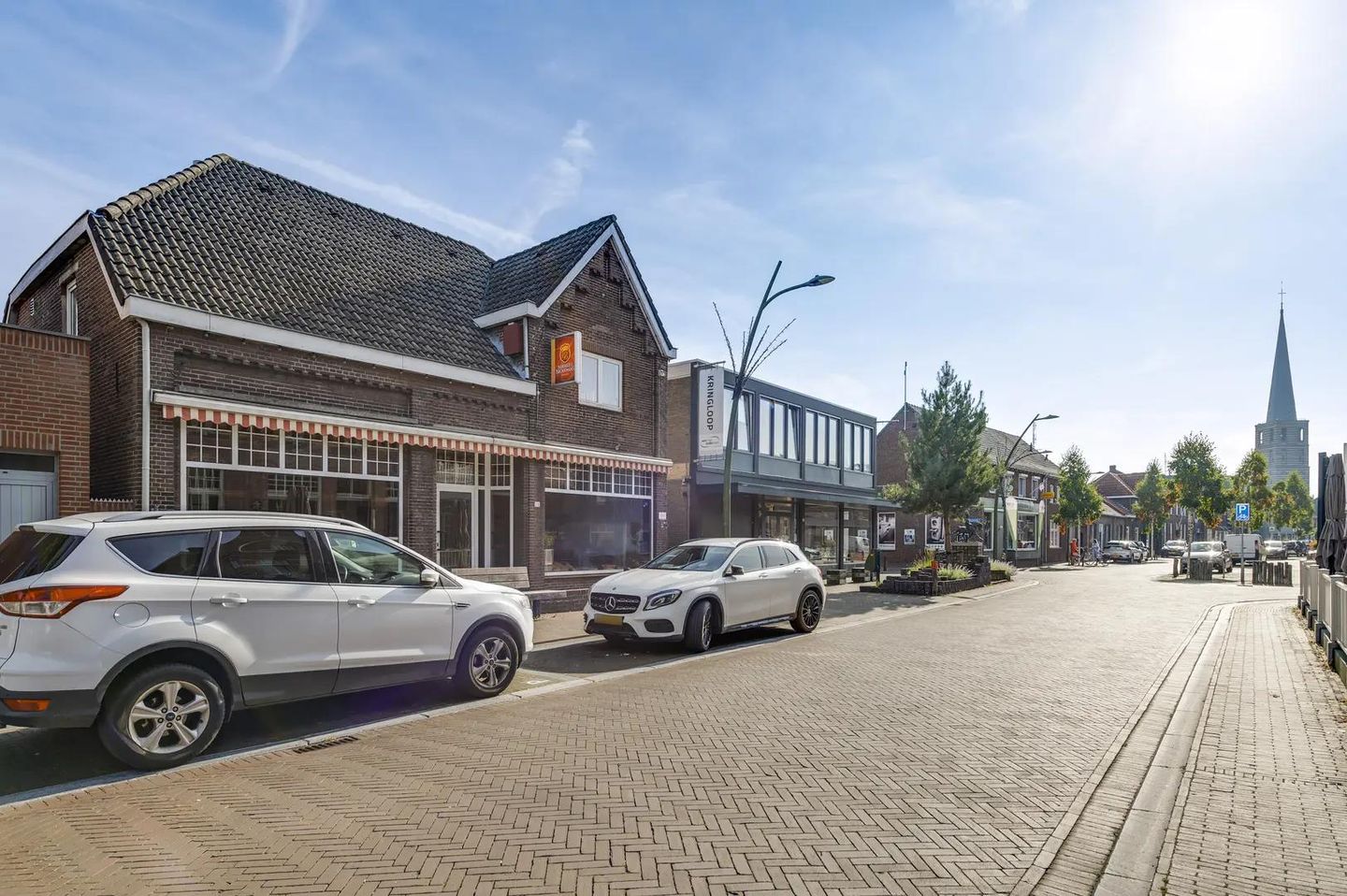 View photo 1 of Dorpsstraat 28