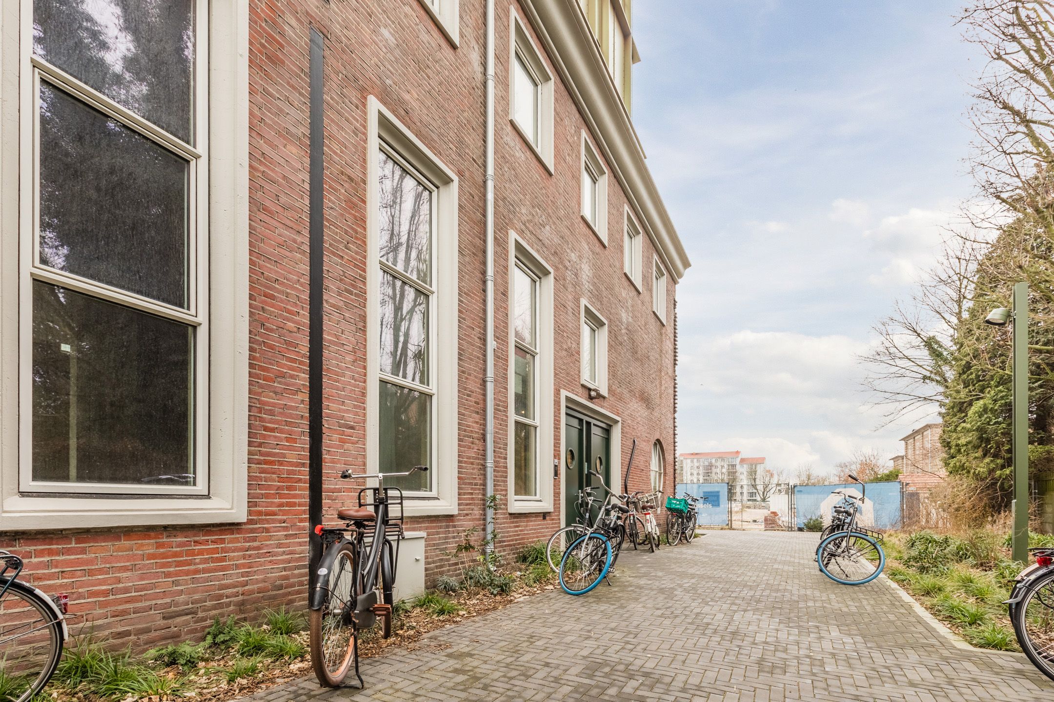 Photo 24 of Atelierstraat 208