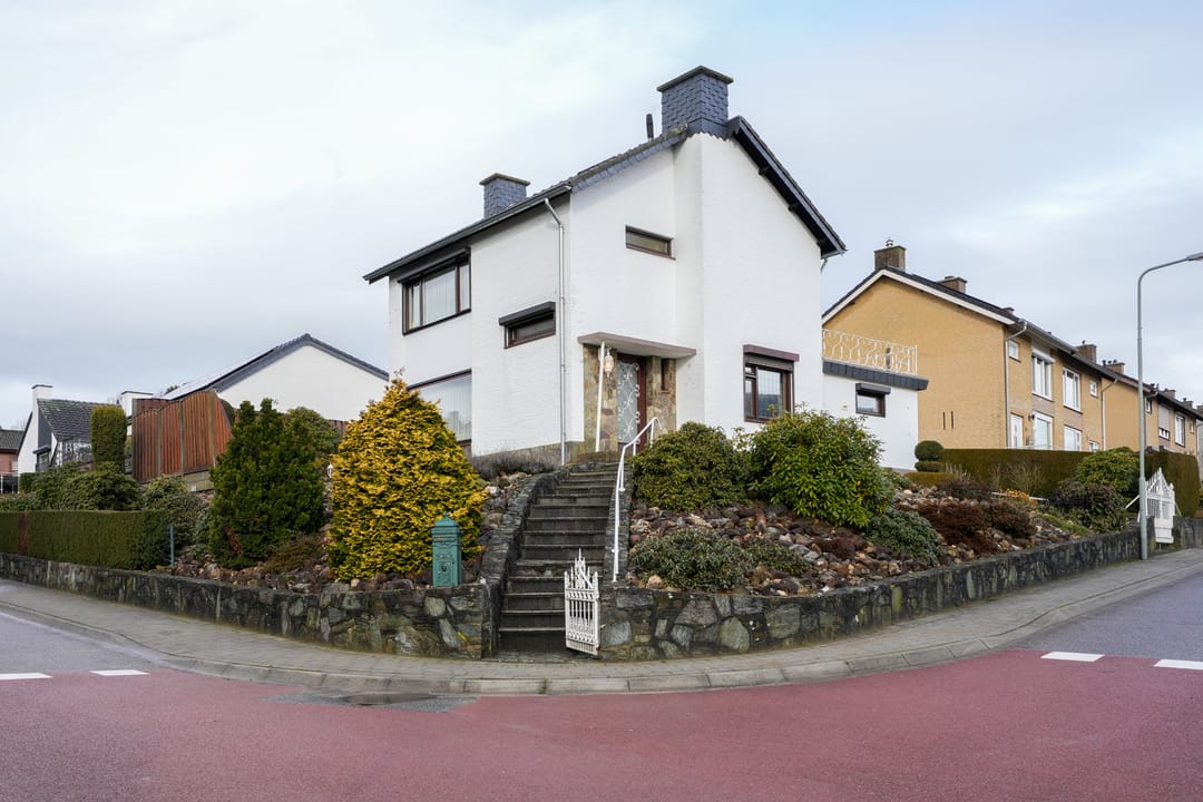 Photo 1 of Pastoor Oberieweg 22