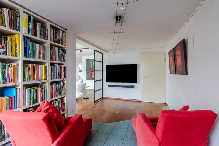 Photo 8 of Waarschapsstraat 1-C