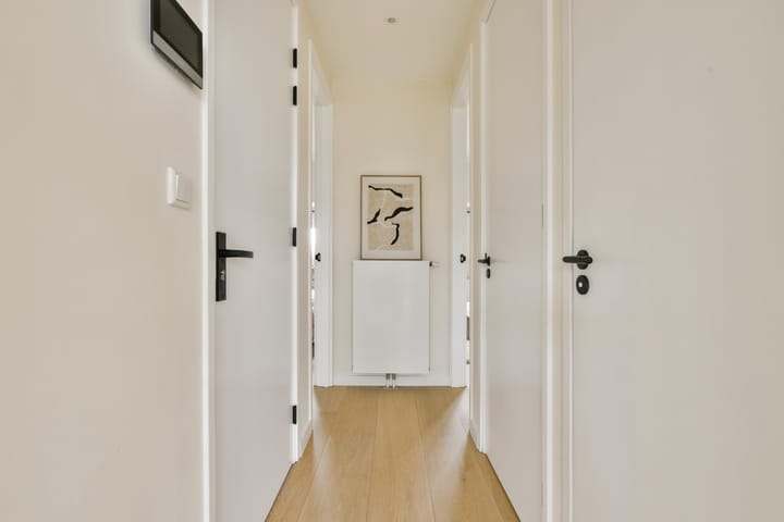 Photo 5 of Middenweg 221-2