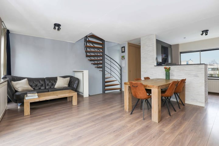 Foto 2 van De Beurs 66