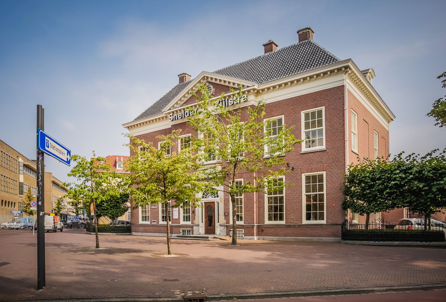 Bekijk foto 2 van Hoedemakerplein 3