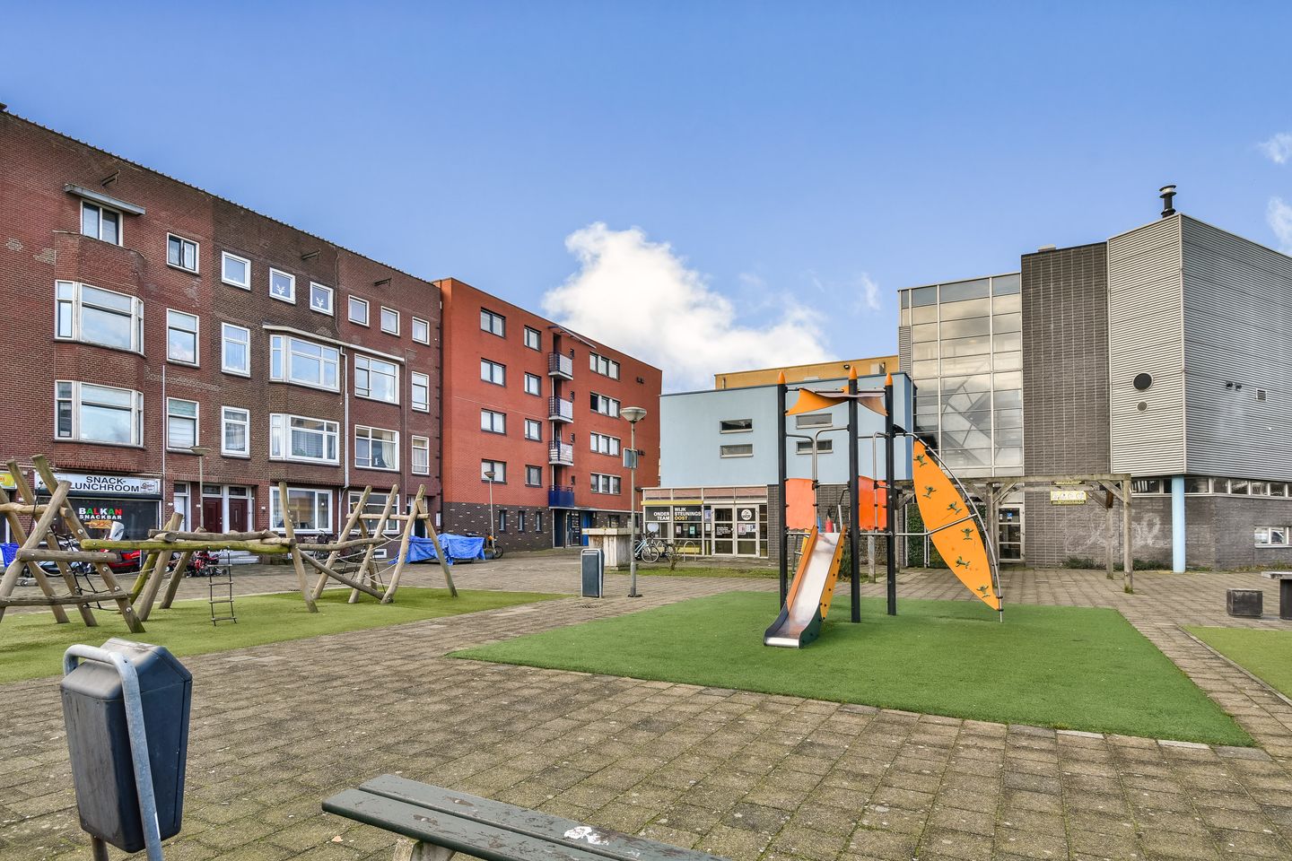 Photo 25 of Van 's-Gravesandestraat 26-B