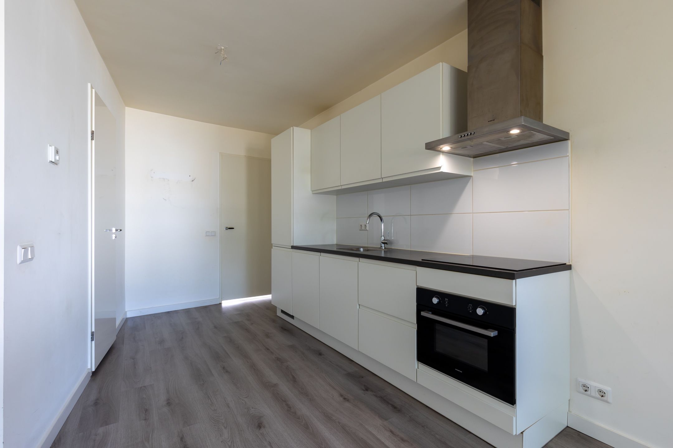 Photo 9 of Heinseweg 9-B