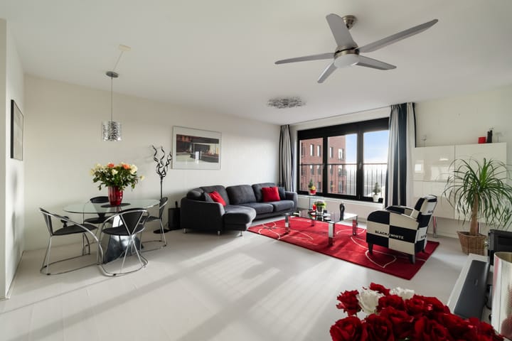 Simon Carmiggelthof 87