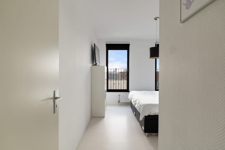 Foto 35 van Simon Carmiggelthof 87