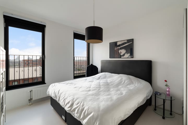 Foto 36 van Simon Carmiggelthof 87