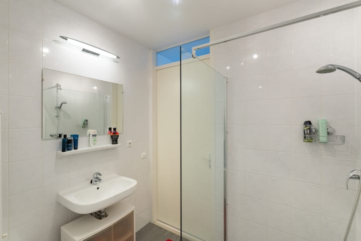 Foto 41 van Simon Carmiggelthof 87