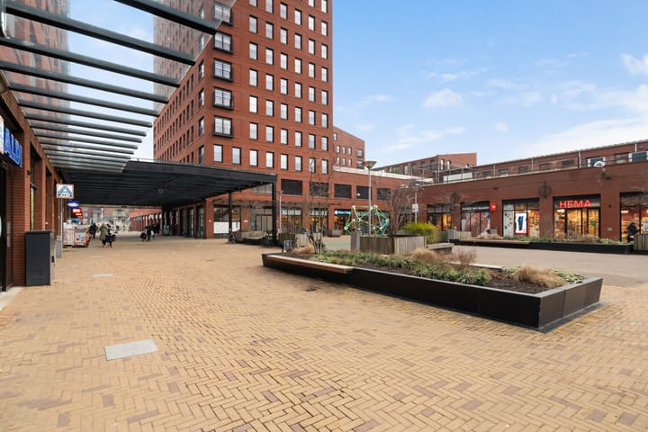 Foto 44 van Simon Carmiggelthof 87