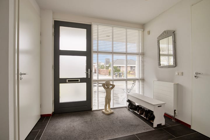 Photo 2 of Eaglelaan 39