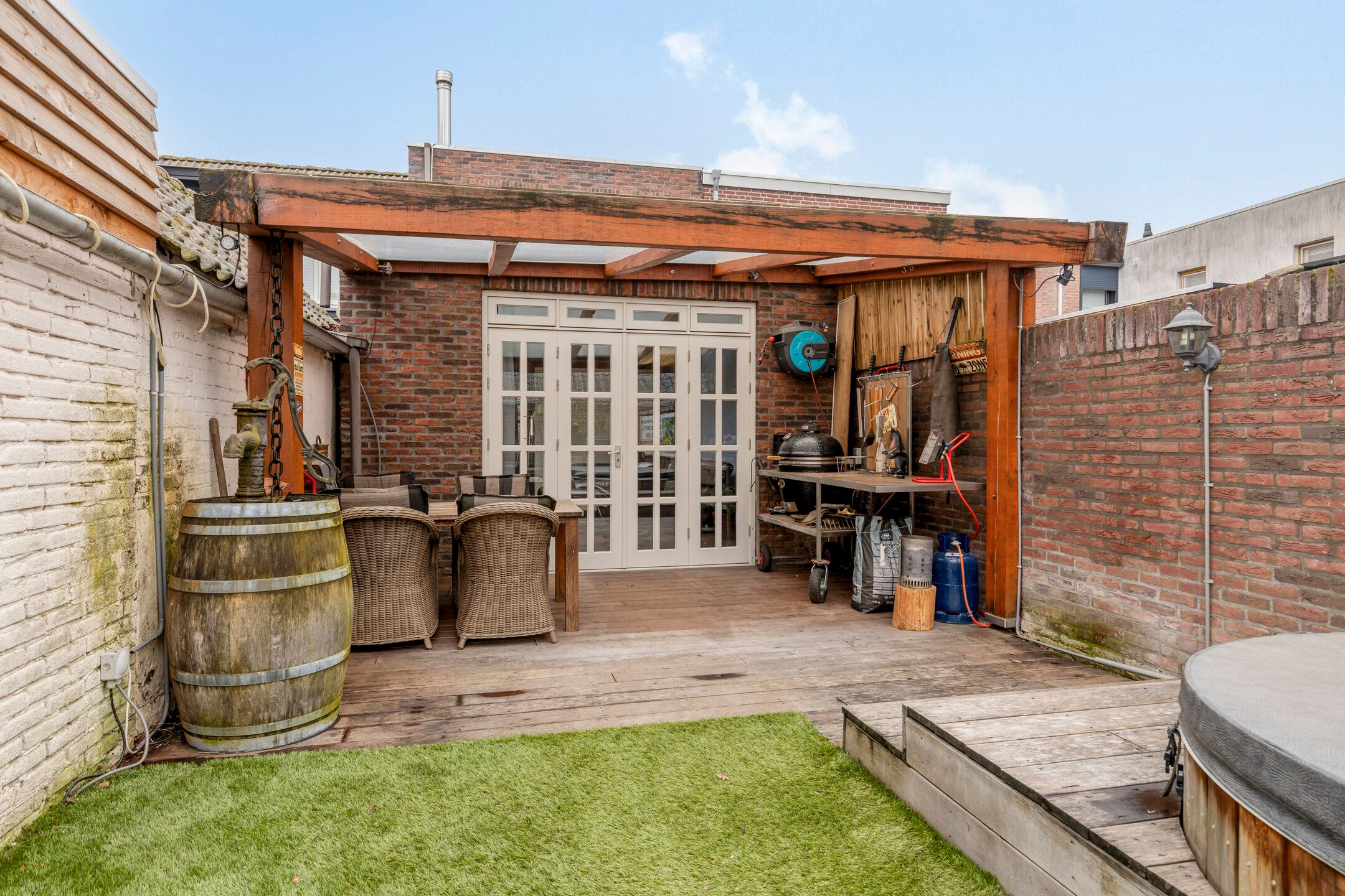 Photo 24 of Weversstraat 13