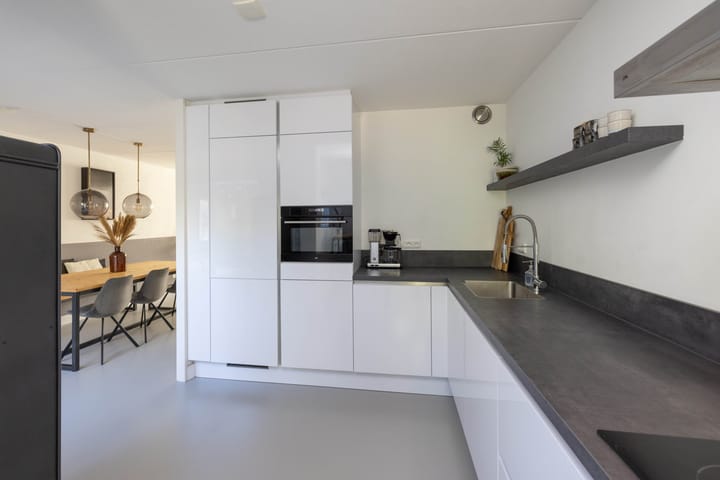 Photo 14 of Londenstraat 21