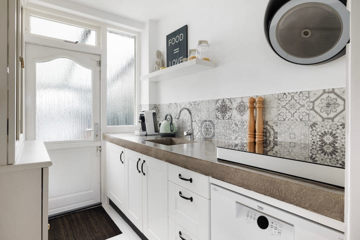 Photo 4 of Van der Duyn van Maasdamplantsoen 12