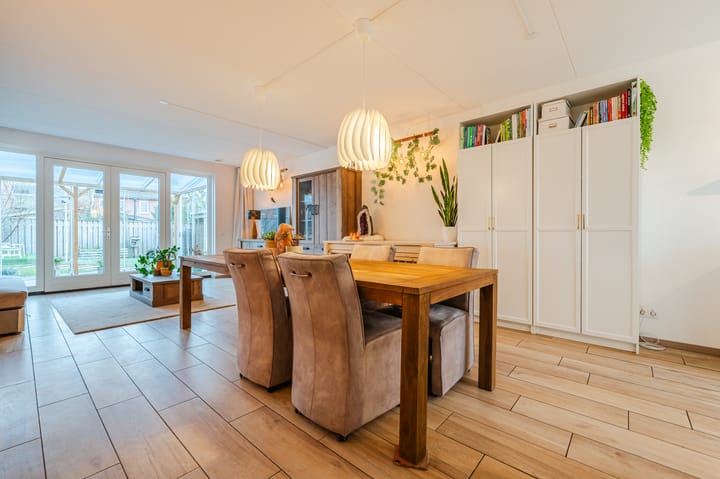 Foto 2 van Lieve Vrouweveld 5