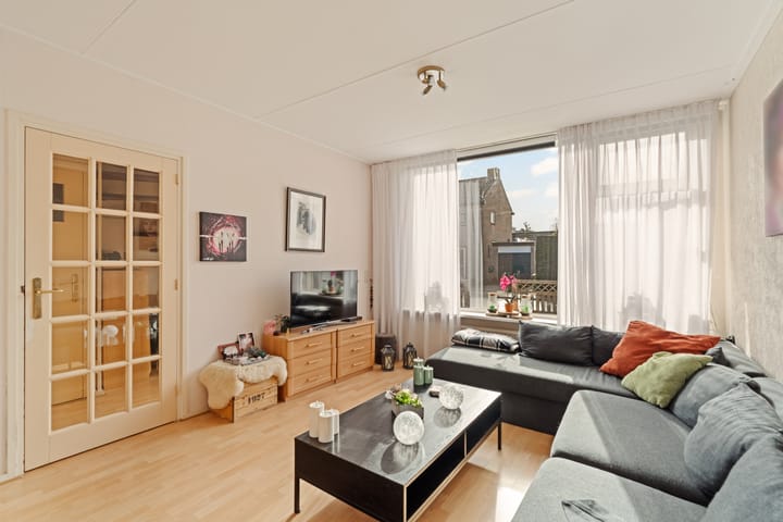 Foto 8 van Adama van Scheltemastraat 3