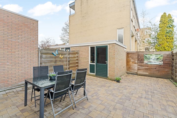 Foto 27 van Adama van Scheltemastraat 3