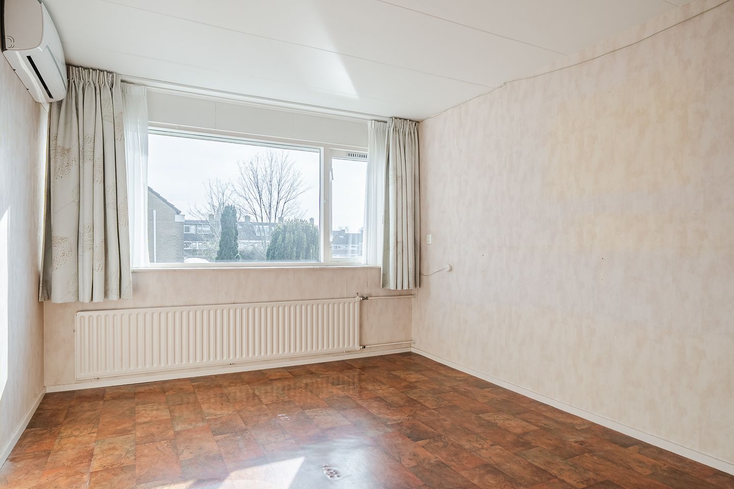 Foto 14 van Esdoornstraat 50