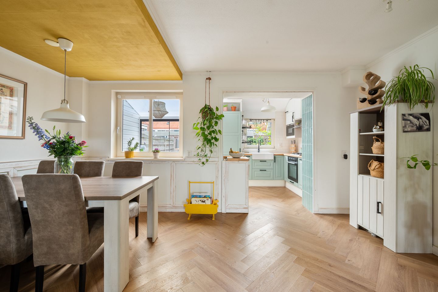 Foto 10 van Plejadenplein 12